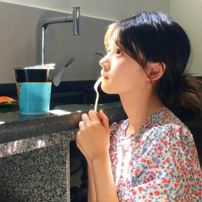 朕就说个英语,你们咋都下跪了